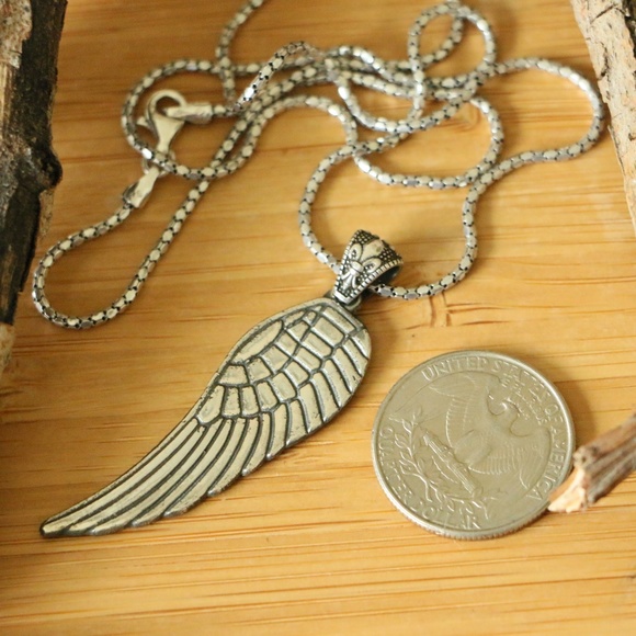 925 Sterling Silver Angel's Wing men’s necklace$HP - Picture 6 of 7